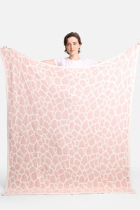Pink Giraffe Print Luxury Soft Throw Blanket