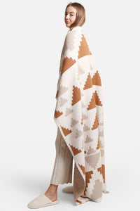 Ivory Tribal Pyramid Pattern Luxury Soft Throw Blanket
