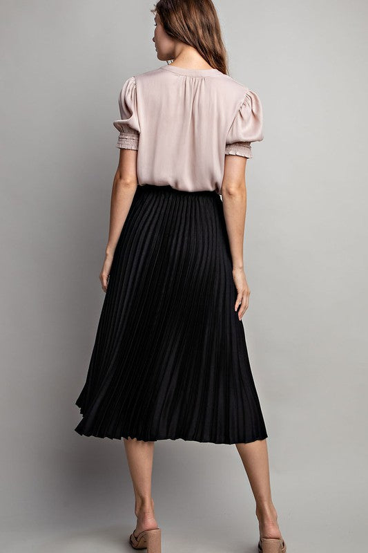 Black Pleated Midi Skirt – Aquarius Brand
