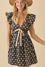 Black Deep V-neck Mini Dress With Bubble Sleeve And Hem