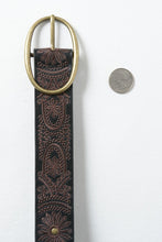 Black Floral Stitch Oval Buckle Belt