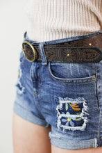 Black Floral Stitch Oval Buckle Belt