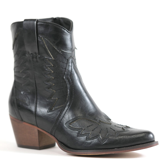Black Womens Western Cowgirl Pointy Boots