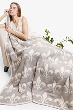 Gray Fleur De Lis Pattern Luxury Soft Throw Blanket
