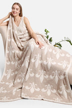 Beige Fleur De Lis Pattern Luxury Soft Throw Blanket