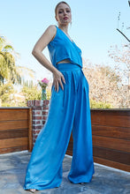 Blue Solid Color V Neck Vest And Pants Set