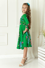 Green Floral Girls' Princess Seam A-Line Dress With Full Skirt