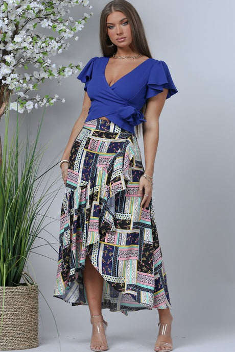 Blue Solid Fabric V- Neck Ruffled Sleeves Crop Top