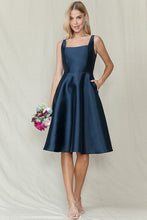 Navy Square Neck Solid Color Taffeta Midi