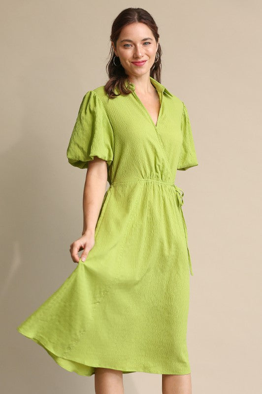 Apple Green Textured Woven and Elastic Waist Midi Dress