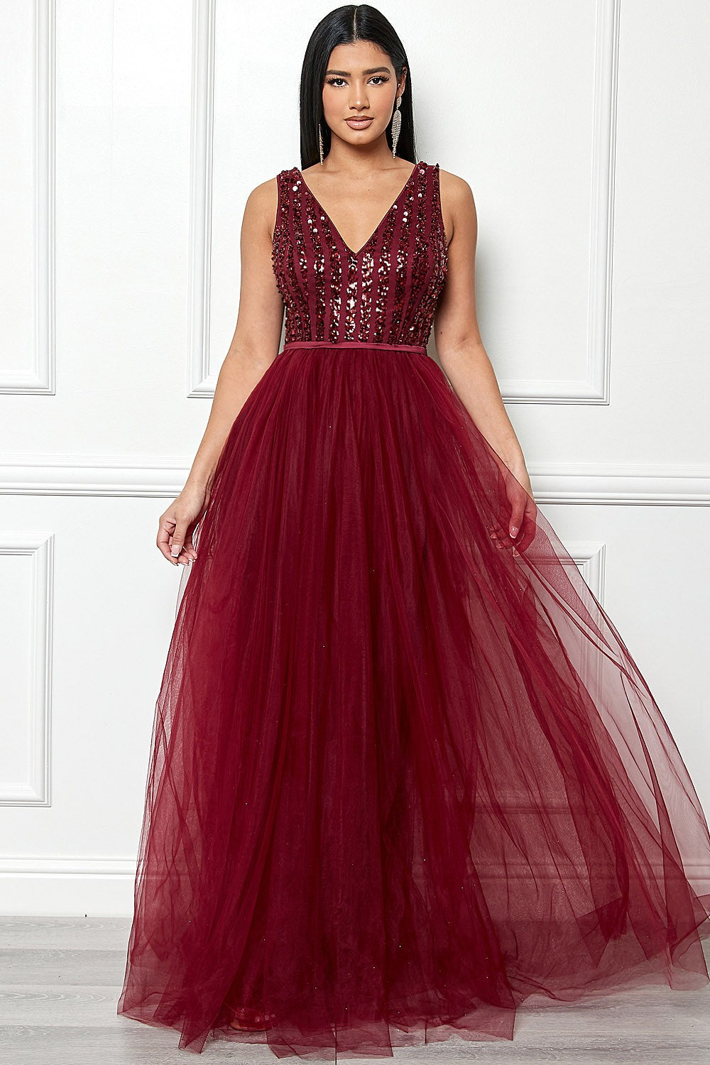 Burgundy Sleeveless Sequin Top Tulle Maxi Dress Aquarius Brand Burgundy Sleeveless Sequin Top Tulle Maxi Dress Aquarius Brand