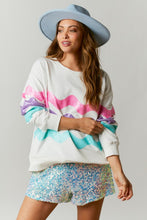 White Sweatshirt Top With Tri-Color Wave