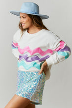 White Sweatshirt Top With Tri-Color Wave