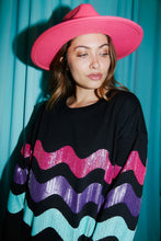 Black Sweatshirt Top With Tri-Color Wave