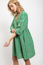 Green Plaid V-Neck Dress with Side Pockets