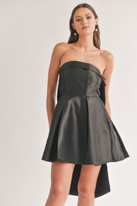 Black Back Ribbon Detailed Tube Mini Dress