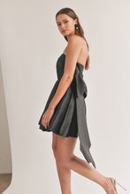 Black Back Ribbon Detailed Tube Mini Dress