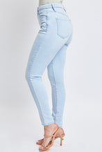 Ultra Light Junior Curvy Fit High Rise Skinny Jeans