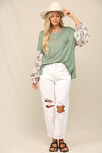 Evergreen The Pullover With Contrast Print At Sleeves