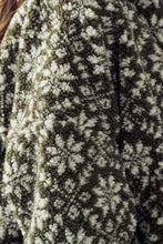 Green Sherpa Fleece Snow Flake Pattern Jacket