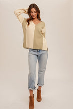 Color Block Relaxed V-Neck Sweater With Side Slit