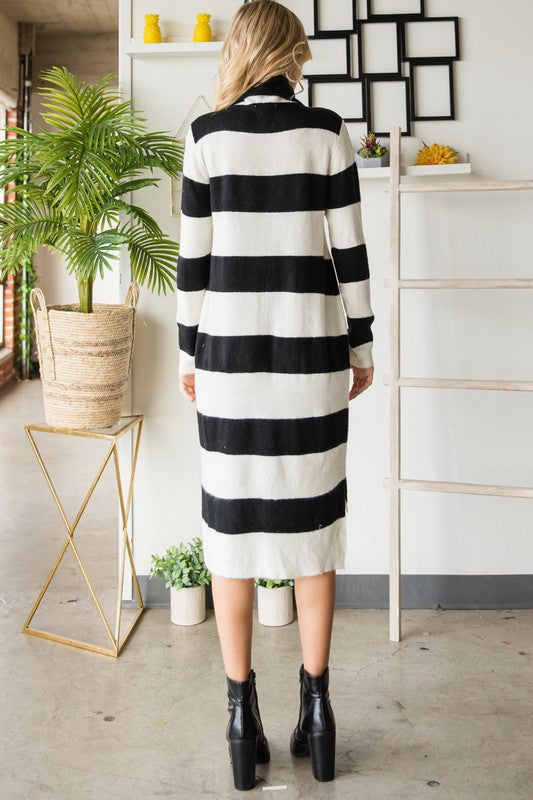 Black/White Wide Striped Turtleneck Sweater Dress Aquarius Brand Black/White Wide Striped Turtleneck Sweater Dress Aquarius Brand