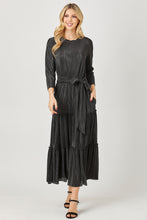 Black Layred Pleated Maxi Dress With Tie Belt