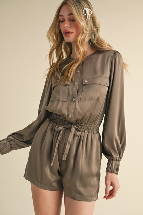 Vintage Khaki Snap Placket With Flap Pockets Sateen Romper