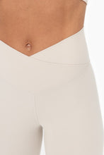 Bone Venice Crossover Waist Yoga Pants