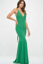 Kelly Green Mermaid Deep V-neck Prom Maxi Dress