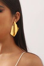 Gold Metal Geometric Irregular Dangle Earrings