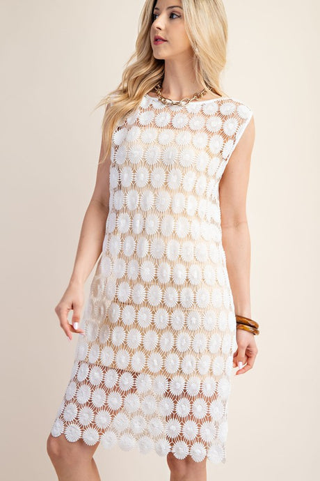 White Lace Round Neck Sleeveles Dress