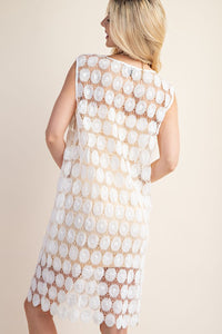 White Lace Round Neck Sleeveles Dress