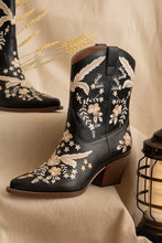 Black The Bailey - Embroidered Cowboy Booties