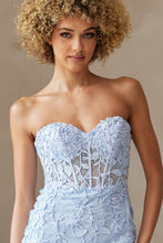 Baby Blue Strapless Sweetheart Lace Fitted Short Dress