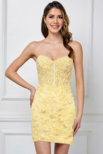 Yellow Strapless Sweetheart Lace Fitted Short Dress