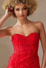 Red Strapless Sweetheart Lace Fitted Short Dress