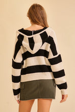 Ivory/Black Zip Up Cable Knit Hoodie