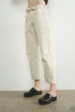 Cream Barrel Denim Pants With Eyelet Waist