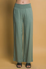 Lt.Olive Shirred Waist Linen Pants