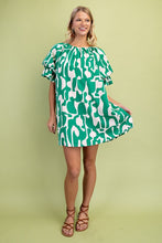 Green Geometric Print Loose Fit Mini Dress