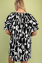 Black Geometric Print Loose Fit Mini Dress
