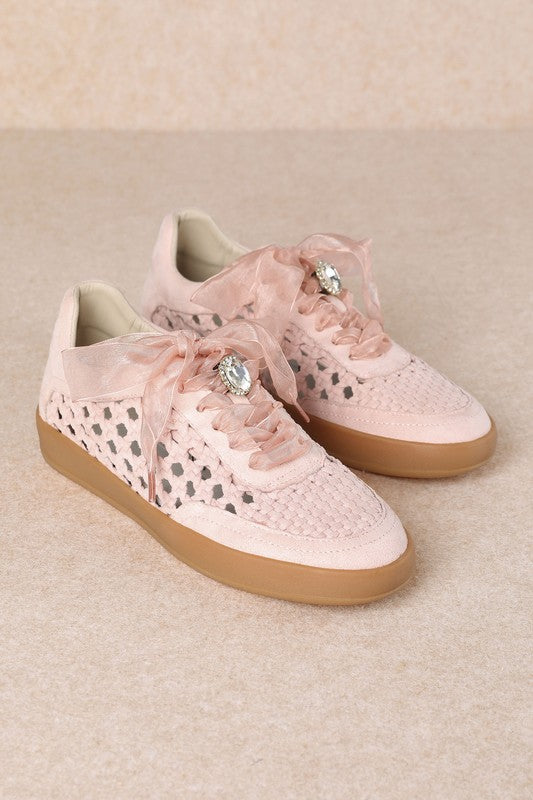 Light Pink Weaving Detailed Lace Up Low Top Sneaker