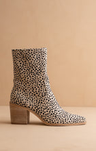 Cheetah The Vienna - Sleek Ankle Hugging Booties