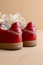 Cherry Tapestry Tapestry Lace Up Sneakers