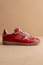Cherry Tapestry Tapestry Lace Up Sneakers