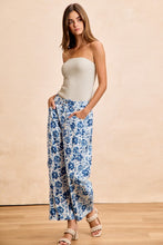 Ivory/Blue Rose Printed Twill Barrel Pants