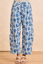 Ivory/Blue Rose Printed Twill Barrel Pants