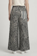 Muticolor Plaid Patchwork On Animal Print Wide Leg Pants