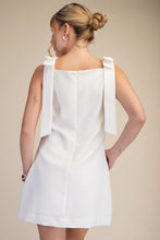 White Solid Shoulder Bow Dress